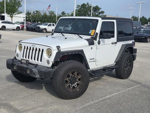Used 2018 Jeep Wrangler Sport AWD/4WD image 4