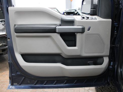 Used 2018 Ford F150 XLT w/ XTR Package image 15