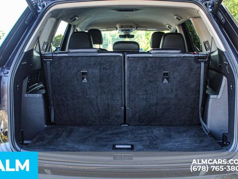 Used 2025 Volkswagen Atlas SE FWD image 22