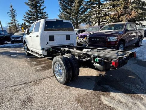 New 2026 RAM 3500 Tradesman w/ Chrome Appearance Group A AWD/4WD image 7