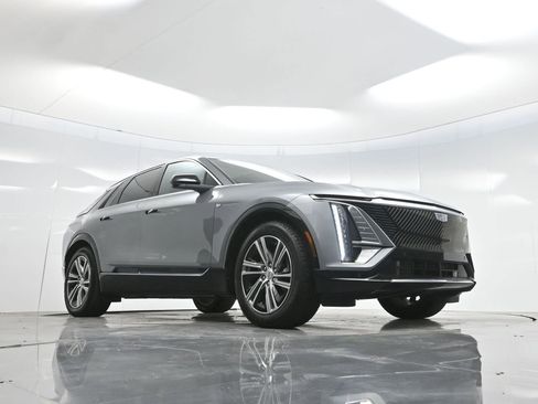 Used 2024 Cadillac Lyriq Luxury RWD image 58
