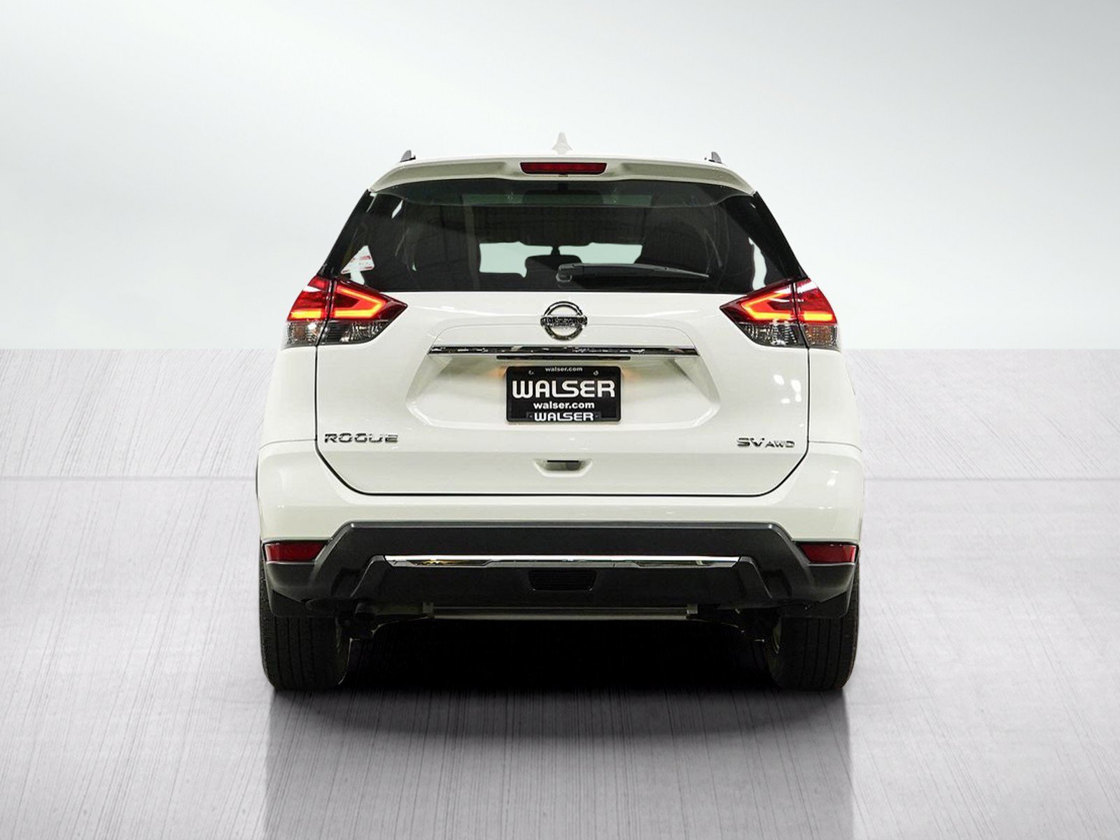 Used 2017 Nissan Rogue SV AWD/4WD image 5