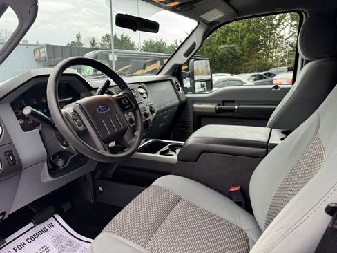 Used 2012 Ford F250 XLT w/ XLT Interior Pkg image 13