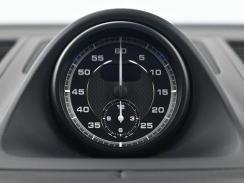 New 2026 Porsche Macan Turbo image 12