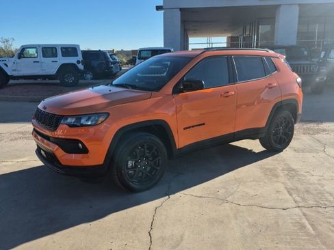 New 2026 Jeep Compass Latitude AWD/4WD image 1