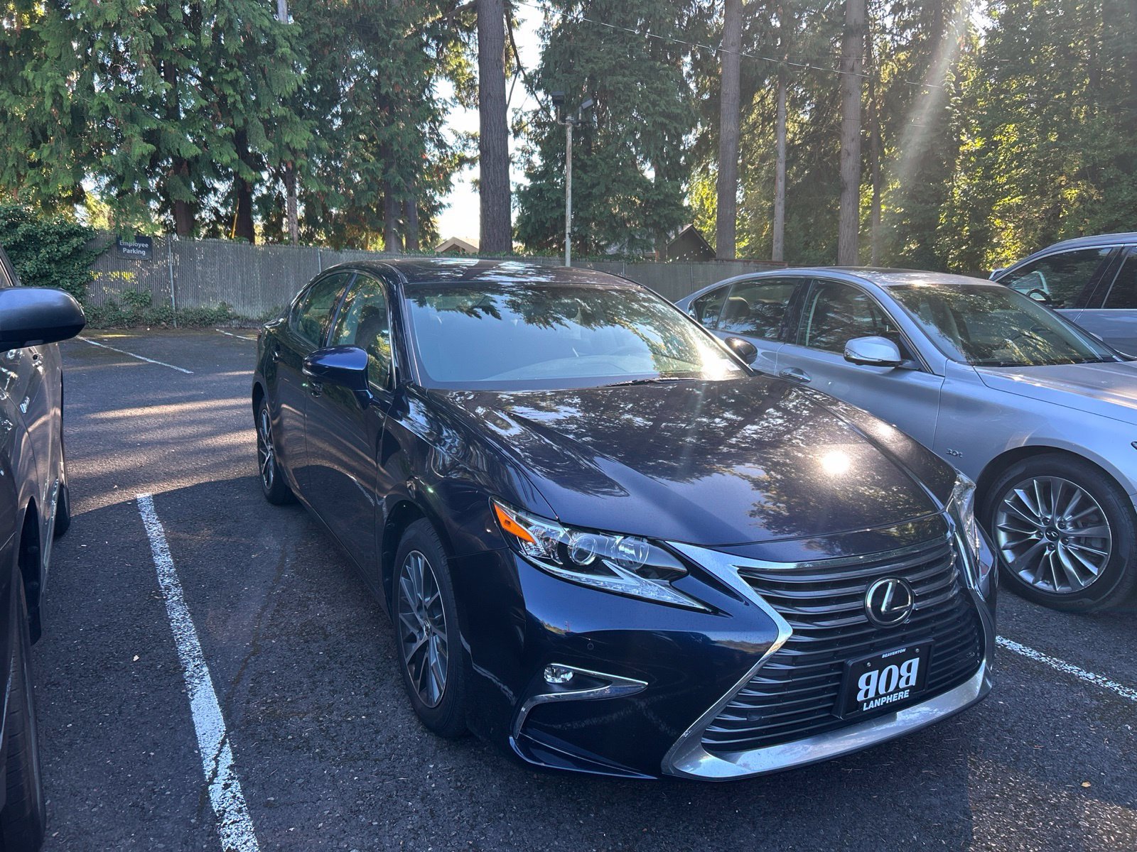 Used 2016 Lexus ES 350 w/ Navigation System Package FWD image 4