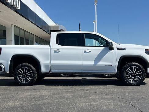New 2026 GMC Sierra 1500 AT4 w/ AT4 Premium Package AWD/4WD image 4
