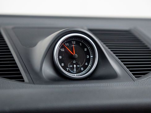 Certified 2021 Porsche Macan S image 28