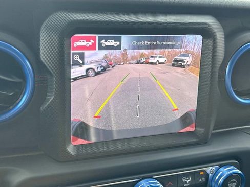 Used 2020 Jeep Gladiator Rubicon image 33