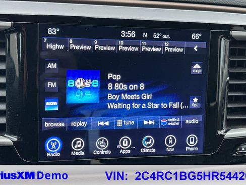 Used 2017 Chrysler Pacifica Touring-L image 29