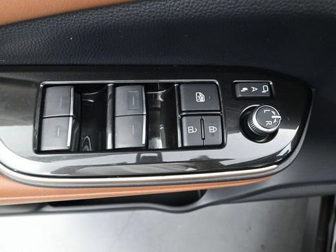 Used 2025 Toyota Crown Signia w/ Advanced Technology Package AWD/4WD image 14