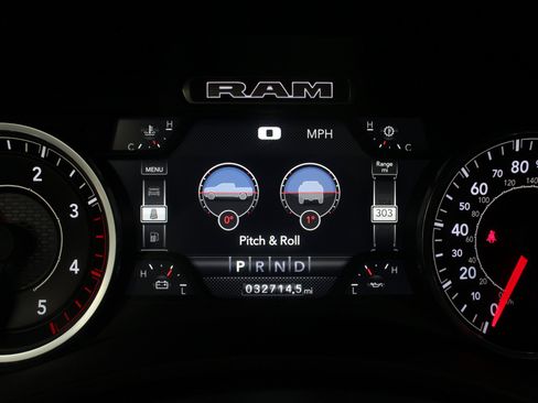 Used 2024 RAM 2500 Laramie w/ Night Edition AWD/4WD image 81