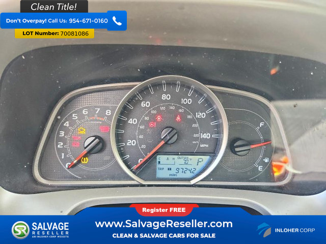 Used 2015 Toyota RAV4 LE AWD/4WD image 12