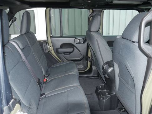 Used 2025 Jeep Wrangler Unlimited Sport AWD/4WD image 23