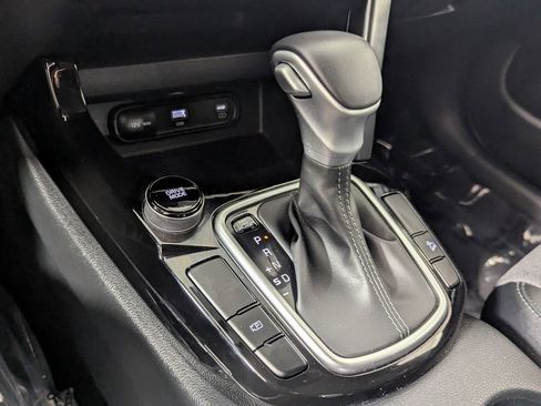 Used 2024 Kia Seltos S image 21