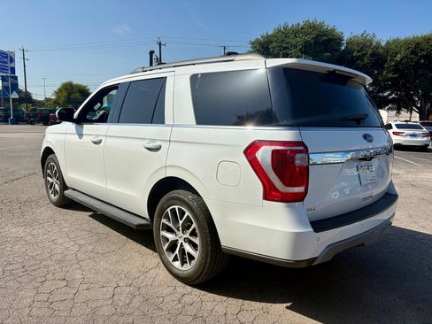 Used 2020 Ford Expedition XLT w/ Equipment Group 201A RWD image 5