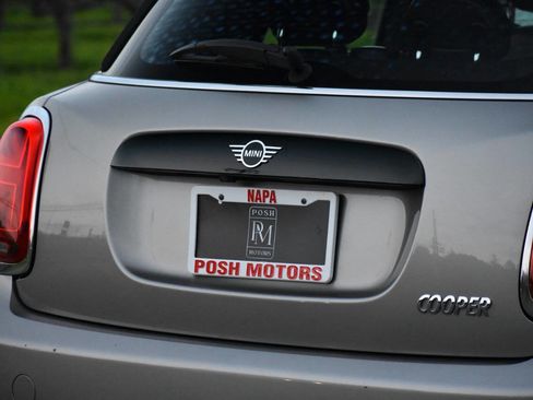 Used 2020 MINI Cooper 4-Door Hardtop image 13