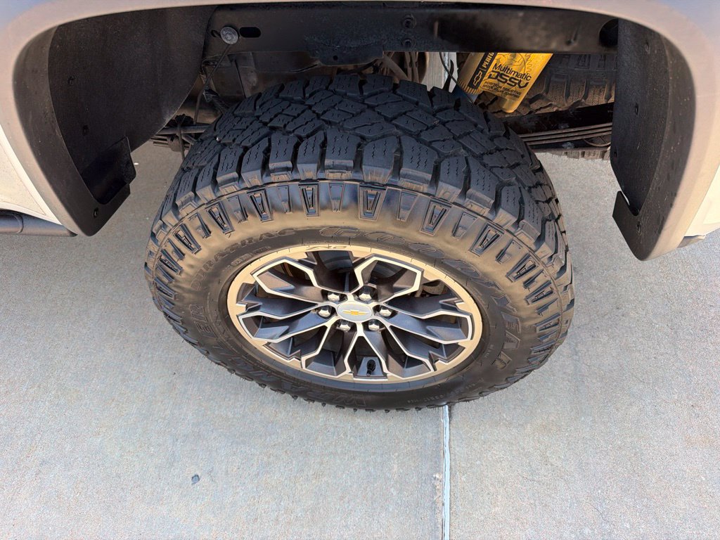 Used 2017 Chevrolet Colorado ZR2 AWD/4WD image 9