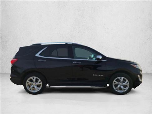 Used 2021 Chevrolet Equinox Premier image 4