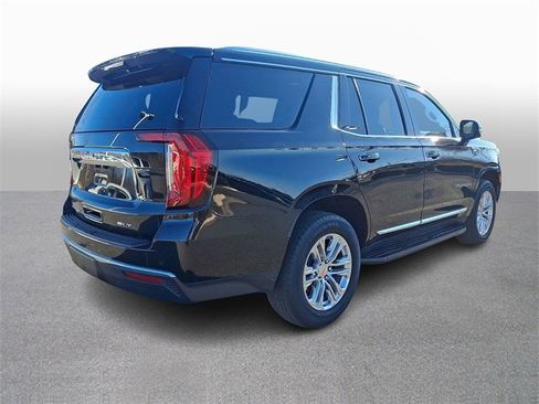 Used 2021 GMC Yukon SLT w/ SLT Luxury Plus Package image 4