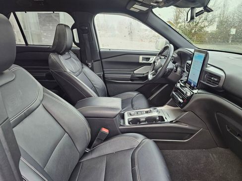 Used 2023 Ford Explorer ST w/ Equipment Group 401A image 11
