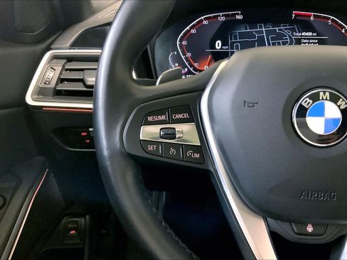 Used 2019 BMW 330i xDrive Sedan w/ Convenience Package image 23