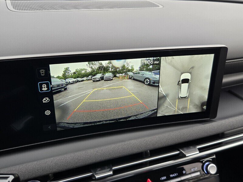 New 2026 Hyundai Tucson Limited FWD image 10