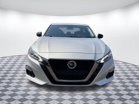 Used 2021 Nissan Altima 2.5 SR FWD image 5