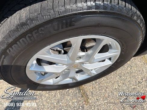 Used 2024 Chevrolet Equinox LT AWD/4WD image 21
