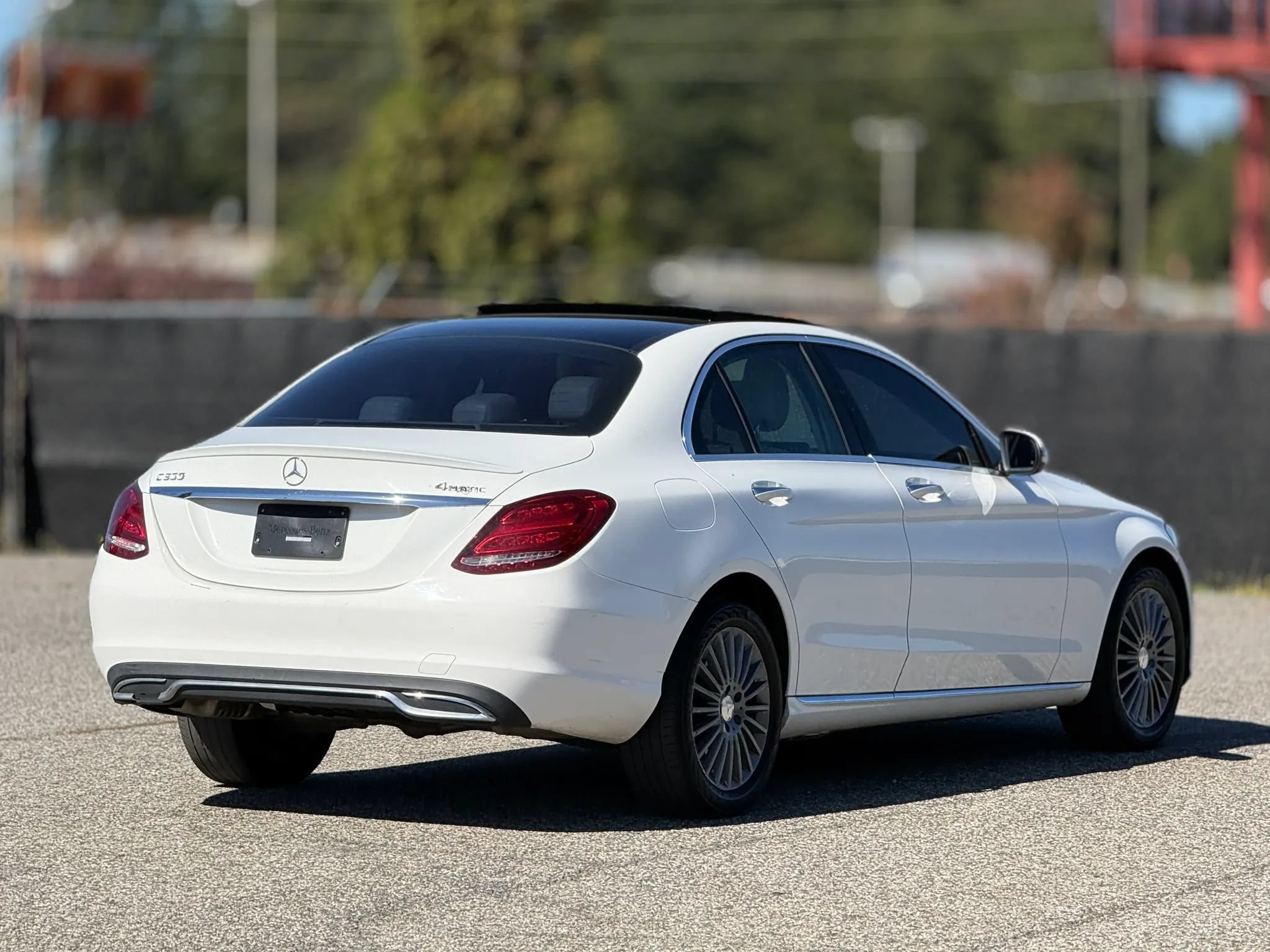 Used 2016 Mercedes-Benz C 300 4MATIC Sedan image 9