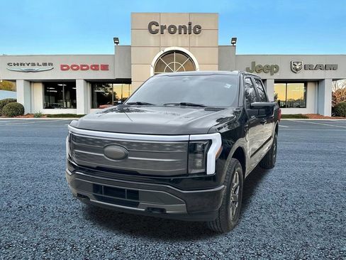 Used 2023 Ford F150 Lightning Lariat w/ Equipment Group 511A High image 7