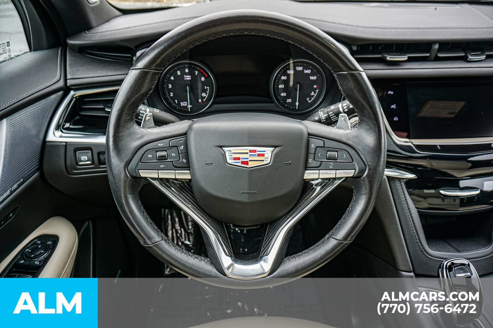 Used 2023 Cadillac XT6 Sport w/ Technology Package AWD/4WD image 30