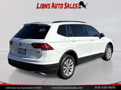 Used 2018 Volkswagen Tiguan S w/ 3rd Row Seat Package AWD/4WD image 5
