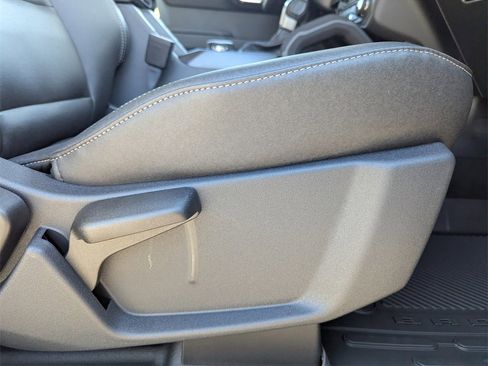 New 2025 Ford Bronco Badlands image 34