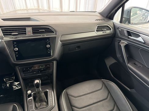 Used 2024 Volkswagen Tiguan SEL R-Line AWD/4WD image 30