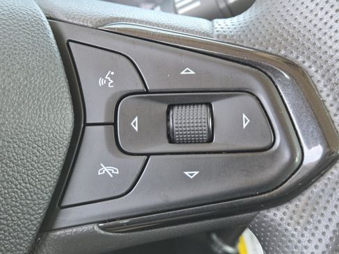 Used 2021 Chevrolet TrailBlazer LS AWD/4WD image 29