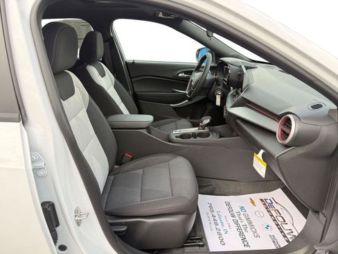 New 2026 Chevrolet Trax RS image 23