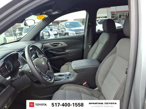 Used 2023 Chevrolet Traverse LT AWD/4WD image 14