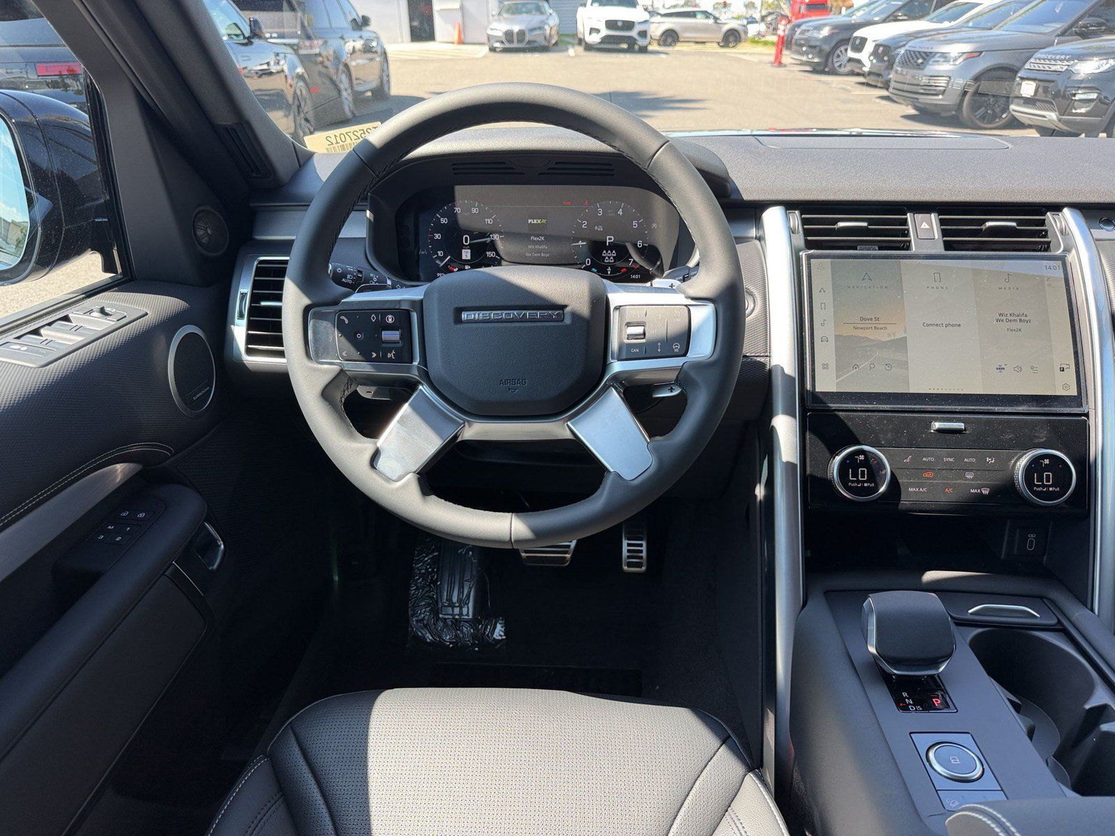 New 2026 Land Rover Discovery Dynamic SE AWD/4WD image 29