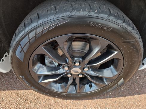 Used 2022 Dodge Durango GT AWD/4WD image 9