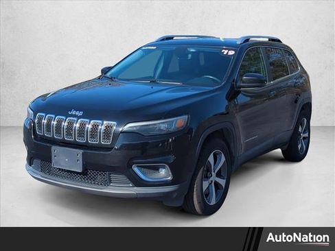 Used 2019 Jeep Cherokee Limited image 1