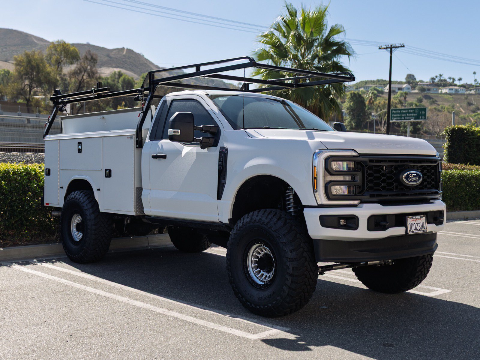 Used 2024 Ford F350 XL w/ STX Appearance Package AWD/4WD image 3