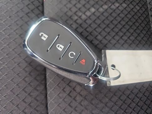 Used 2023 Chevrolet TrailBlazer RS FWD image 28