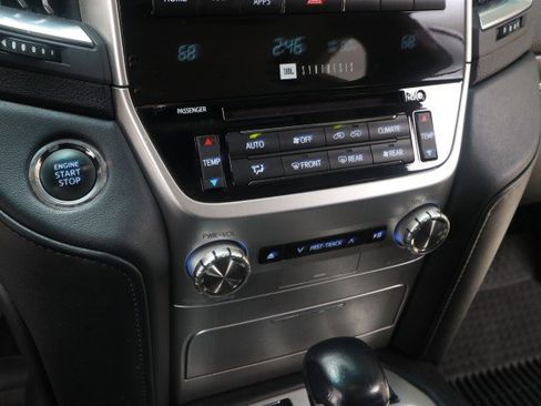 Used 2016 Toyota Land Cruiser AWD/4WD image 44