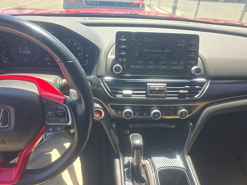 Used 2021 Honda Accord Sport image 10