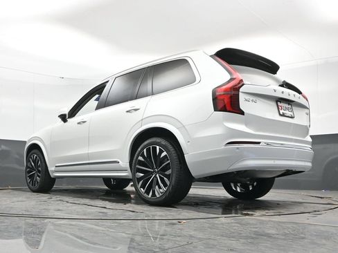 New 2026 Volvo XC90 B6 Plus w/ Protection Package AWD/4WD image 41