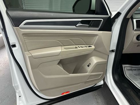 Used 2021 Volkswagen Atlas SEL R-Line FWD image 21