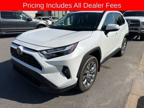 Used 2024 Toyota RAV4 XLE Premium AWD/4WD image 10
