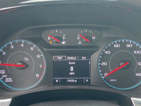 Used 2022 Chevrolet Traverse LS FWD image 7