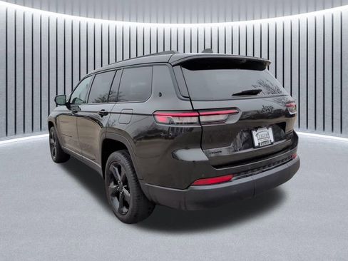 Certified 2025 Jeep Grand Cherokee L Limited w/ Luxury Tech Group II AWD/4WD image 11